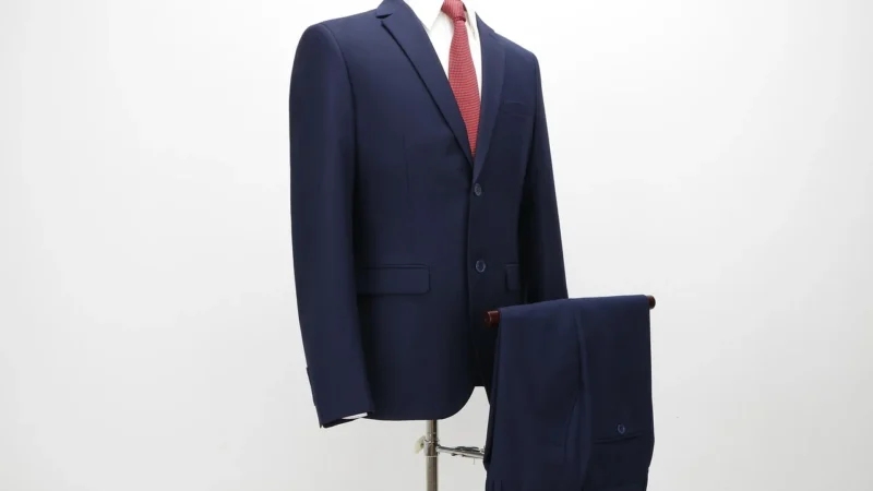 Najmodniejsze fasony garniturów męskich w 2024 roku